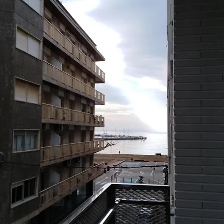 Apartamento Cerca De La Playa Con Parking 아파트 *